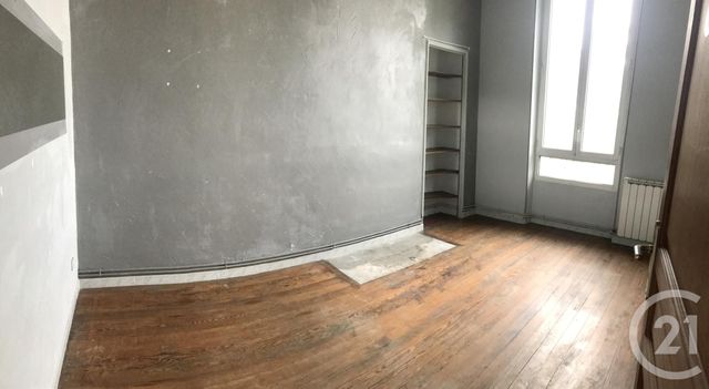 Afficher la photo en grand Appartement F3 à louer - 3 pièces - 64.95 m2 - MARSEILLE - 13015 - PROVENCE-ALPES-COTE-D-AZUR - Century 21 Jnr Immo