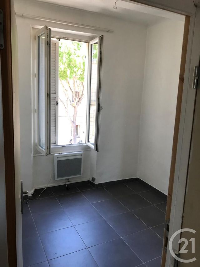 Appartement F3 à louer - 3 pièces - 35.93 m2 - MARSEILLE - 13015 - PROVENCE-ALPES-COTE-D-AZUR - Century 21 Jnr Immo Appartement F3 à louer - 3 pièces - 35.93 m2 - MARSEILLE - 13015 - PROVENCE-ALPES-COTE-D-AZUR - Century 21 Jnr Immo