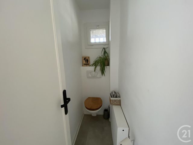 Afficher la photo en grand Appartement F3 à vendre - 3 pièces - 76.0 m2 - MARSEILLE - 13009 - PROVENCE-ALPES-COTE-D-AZUR - Century 21 Jnr Immo