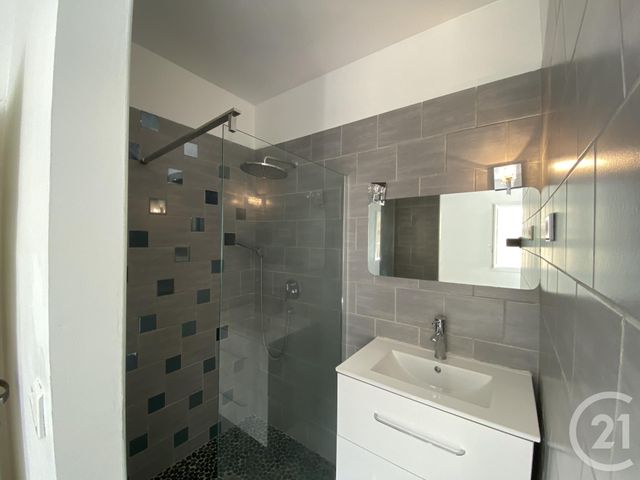 Afficher la photo en grand maison à vendre - 5 pièces - 140.0 m2 - MARSEILLE - 13015 - PROVENCE-ALPES-COTE-D-AZUR - Century 21 Jnr Immo