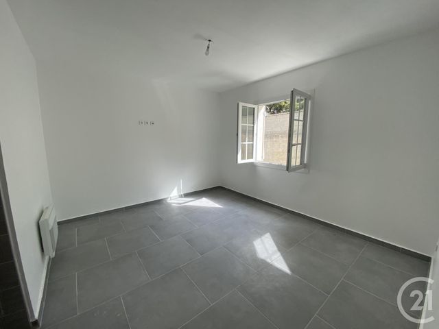 Afficher la photo en grand maison à vendre - 5 pièces - 140.0 m2 - MARSEILLE - 13015 - PROVENCE-ALPES-COTE-D-AZUR - Century 21 Jnr Immo