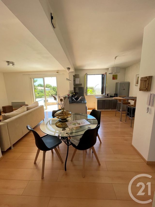 Afficher la photo en grand Appartement F3 à louer - 3 pièces - 72.82 m2 - MARSEILLE - 13015 - PROVENCE-ALPES-COTE-D-AZUR - Century 21 Jnr Immo