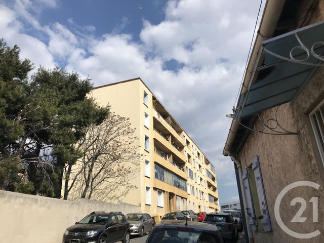 Appartement F3 à louer - 3 pièces - 55.47 m2 - MARSEILLE - 13015 - PROVENCE-ALPES-COTE-D-AZUR - Century 21 Jnr Immo