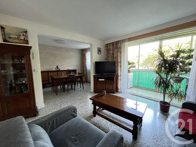 Appartement F4 à vendre - 4 pièces - 71.0 m2 - MARSEILLE - 13015 - PROVENCE-ALPES-COTE-D-AZUR - Century 21 Jnr Immo