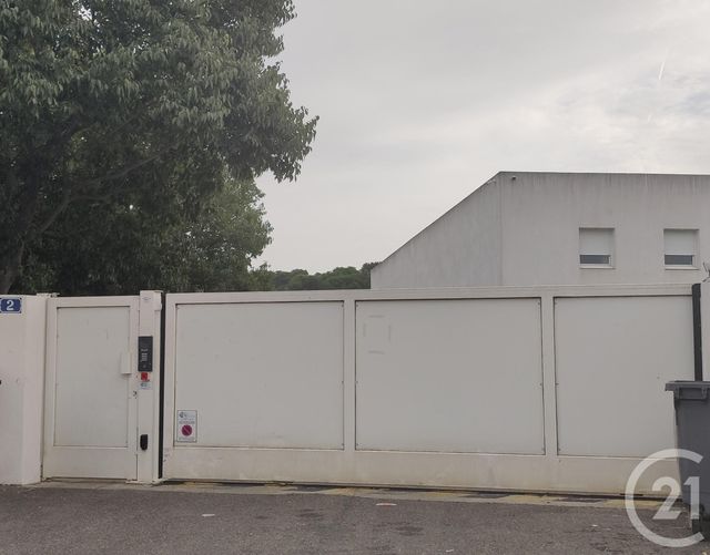 parking à vendre - 16.0 m2 - MARSEILLE - 13015 - PROVENCE-ALPES-COTE-D-AZUR - Century 21 Jnr Immo