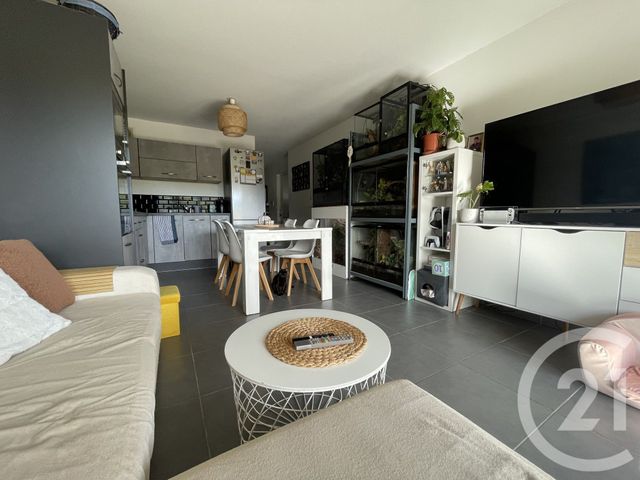 Appartement F3 à vendre - 3 pièces - 62.0 m2 - MARSEILLE - 13015 - PROVENCE-ALPES-COTE-D-AZUR - Century 21 Jnr Immo