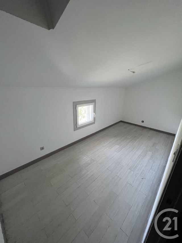 maison à louer - 5 pièces - 125.2 m2 - BOUC BEL AIR - 13 - PROVENCE-ALPES-COTE-D-AZUR - Century 21 Jnr Immo