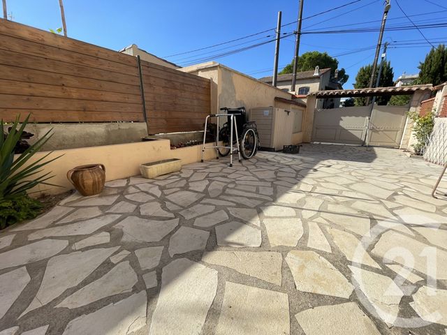 Appartement T4 à vendre - 4 pièces - 108.83 m2 - MARSEILLE - 13015 - PROVENCE-ALPES-COTE-D-AZUR - Century 21 Jnr Immo