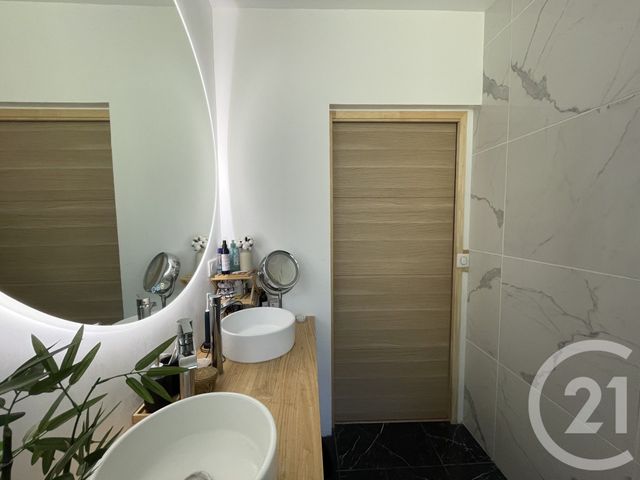 Afficher la photo en grand maison à vendre - 4 pièces - 74.0 m2 - MARSEILLE - 13015 - PROVENCE-ALPES-COTE-D-AZUR - Century 21 Jnr Immo