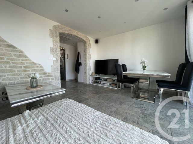 Appartement T3 à vendre - 3 pièces - 56.62 m2 - MARSEILLE - 13015 - PROVENCE-ALPES-COTE-D-AZUR - Century 21 Jnr Immo