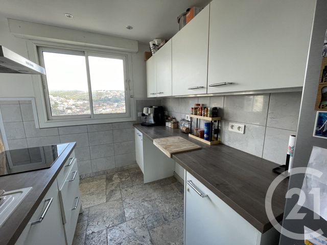 Appartement T3 à vendre - 3 pièces - 56.62 m2 - MARSEILLE - 13015 - PROVENCE-ALPES-COTE-D-AZUR - Century 21 Jnr Immo