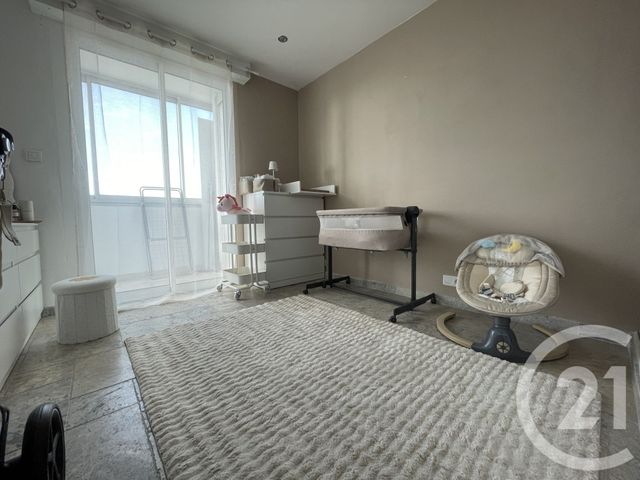 Appartement T3 à vendre - 3 pièces - 56.62 m2 - MARSEILLE - 13015 - PROVENCE-ALPES-COTE-D-AZUR - Century 21 Jnr Immo