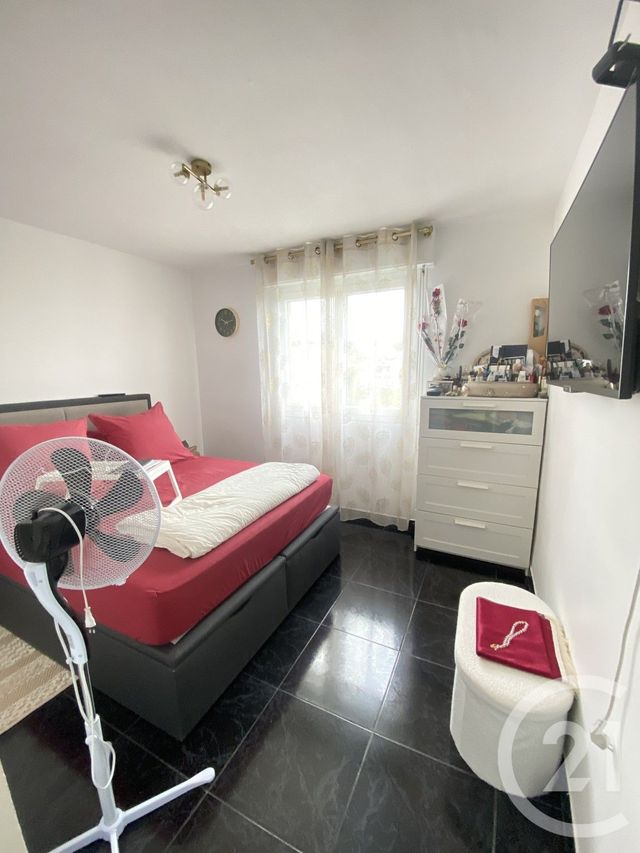 Appartement F4 à louer - 4 pièces - 75.58 m2 - MARSEILLE - 13015 - PROVENCE-ALPES-COTE-D-AZUR - Century 21 Jnr Immo