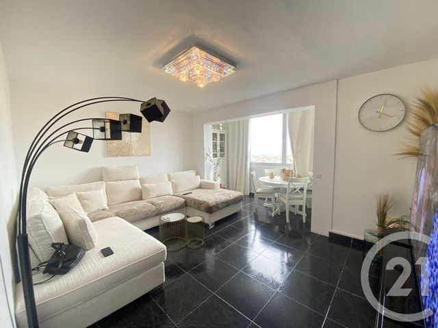 Appartement F4 à louer - 4 pièces - 69.63 m2 - MARSEILLE - 13015 - PROVENCE-ALPES-COTE-D-AZUR - Century 21 Jnr Immo