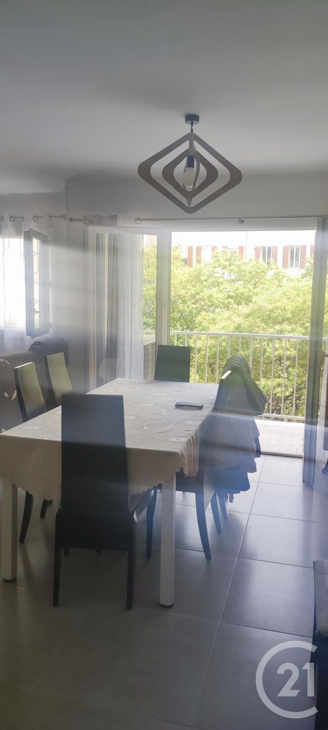 Appartement F2 à louer - 2 pièces - 51.22 m2 - MARSEILLE - 13007 - PROVENCE-ALPES-COTE-D-AZUR - Century 21 Jnr Immo