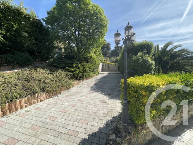 maison à vendre - 11 pièces - 249.0 m2 - MARSEILLE - 13015 - PROVENCE-ALPES-COTE-D-AZUR - Century 21 Jnr Immo