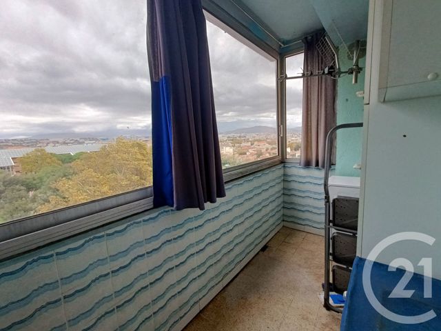 Afficher la photo en grand Appartement F4 à vendre - 4 pièces - 70.0 m2 - MARSEILLE - 13015 - PROVENCE-ALPES-COTE-D-AZUR - Century 21 Jnr Immo