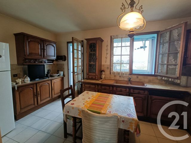 Afficher la photo en grand Appartement F4 à vendre - 4 pièces - 70.0 m2 - MARSEILLE - 13015 - PROVENCE-ALPES-COTE-D-AZUR - Century 21 Jnr Immo