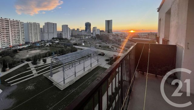 Appartement T4 à vendre - 4 pièces - 68.54 m2 - MARSEILLE - 13003 - PROVENCE-ALPES-COTE-D-AZUR - Century 21 Jnr Immo