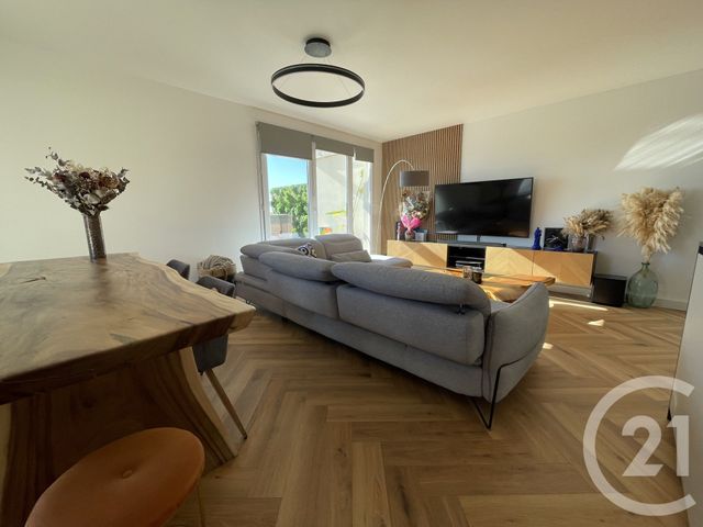 Appartement F4 à vendre - 4 pièces - 74.9 m2 - MARSEILLE - 13016 - PROVENCE-ALPES-COTE-D-AZUR - Century 21 Jnr Immo