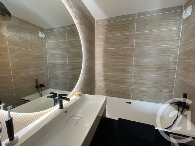 Appartement F4 à vendre - 4 pièces - 74.9 m2 - MARSEILLE - 13016 - PROVENCE-ALPES-COTE-D-AZUR - Century 21 Jnr Immo