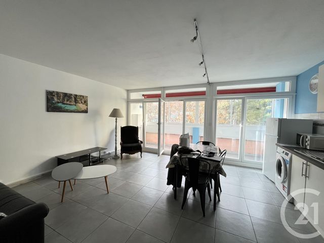Appartement F2 à louer - 2 pièces - 48.0 m2 - MARSEILLE - 13015 - PROVENCE-ALPES-COTE-D-AZUR - Century 21 Jnr Immo