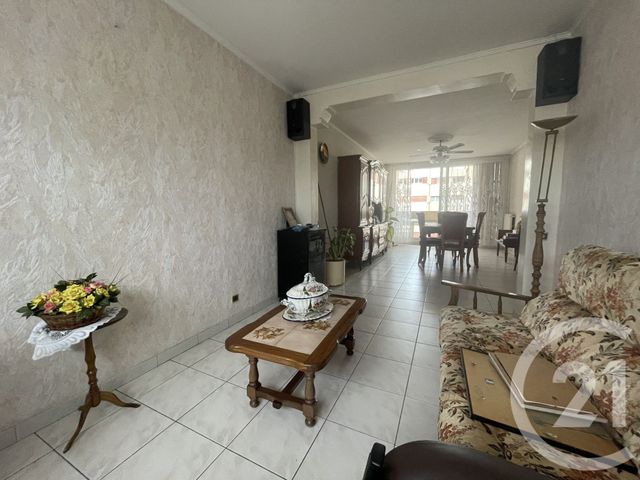 Appartement T4 à vendre - 4 pièces - 87.13 m2 - MARSEILLE - 13015 - PROVENCE-ALPES-COTE-D-AZUR - Century 21 Jnr Immo