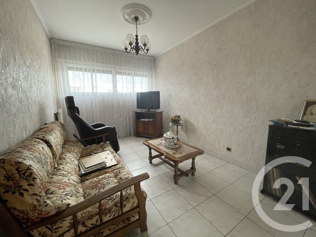 Appartement T4 à vendre - 4 pièces - 87.13 m2 - MARSEILLE - 13015 - PROVENCE-ALPES-COTE-D-AZUR - Century 21 Jnr Immo