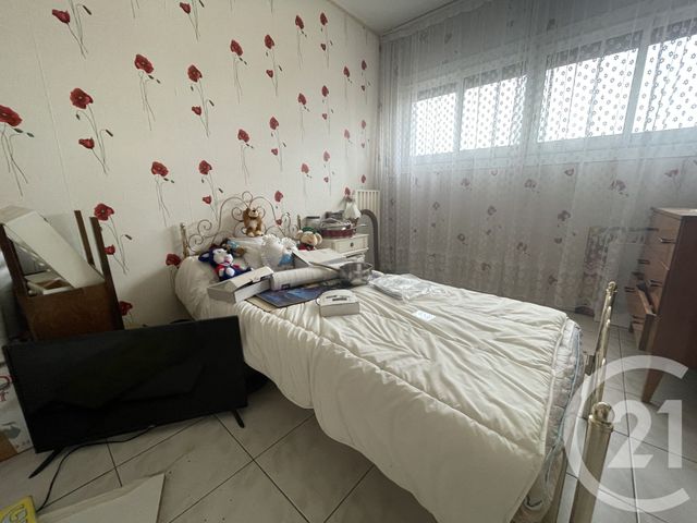 Appartement T4 à vendre - 4 pièces - 87.13 m2 - MARSEILLE - 13015 - PROVENCE-ALPES-COTE-D-AZUR - Century 21 Jnr Immo