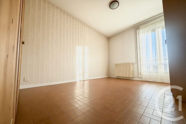Appartement F5 à vendre - 5 pièces - 84.0 m2 - SEPTEMES LES VALLONS - 13 - PROVENCE-ALPES-COTE-D-AZUR - Century 21 Jnr Immo