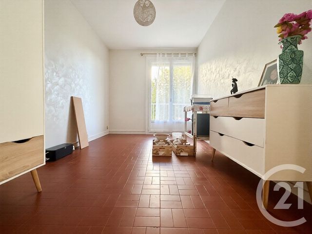 Appartement F5 à vendre - 5 pièces - 84.0 m2 - SEPTEMES LES VALLONS - 13 - PROVENCE-ALPES-COTE-D-AZUR - Century 21 Jnr Immo