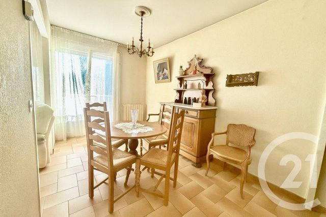 Appartement F5 à vendre - 5 pièces - 84.0 m2 - SEPTEMES LES VALLONS - 13 - PROVENCE-ALPES-COTE-D-AZUR - Century 21 Jnr Immo