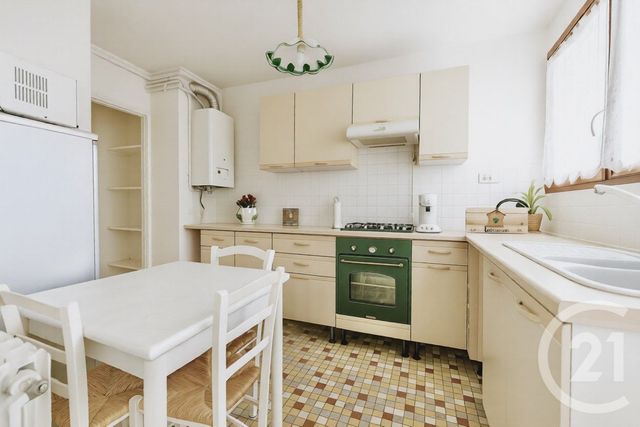 Appartement F5 à vendre - 5 pièces - 84.0 m2 - SEPTEMES LES VALLONS - 13 - PROVENCE-ALPES-COTE-D-AZUR - Century 21 Jnr Immo