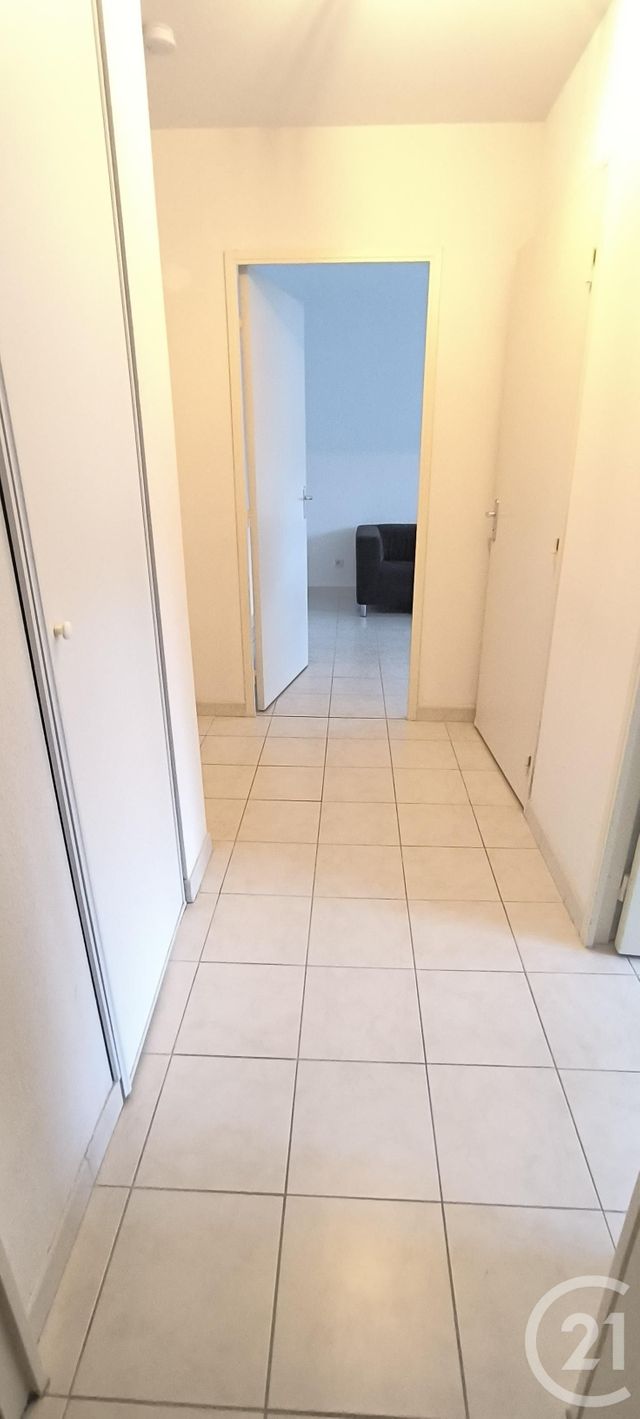 Appartement F2 à louer - 2 pièces - 39.25 m2 - MARSEILLE - 13015 - PROVENCE-ALPES-COTE-D-AZUR - Century 21 Jnr Immo