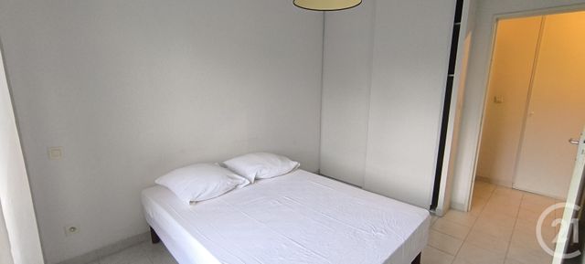 Appartement F2 à louer - 2 pièces - 39.25 m2 - MARSEILLE - 13015 - PROVENCE-ALPES-COTE-D-AZUR - Century 21 Jnr Immo