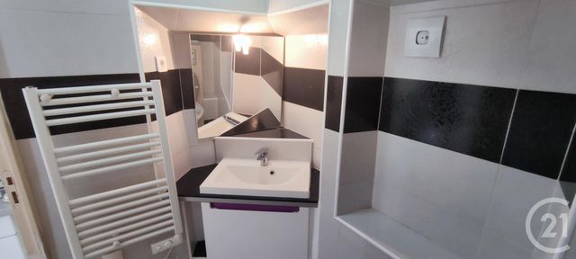 Appartement F1 à louer - 1 pièce - 28.04 m2 - MARSEILLE - 13015 - PROVENCE-ALPES-COTE-D-AZUR - Century 21 Jnr Immo