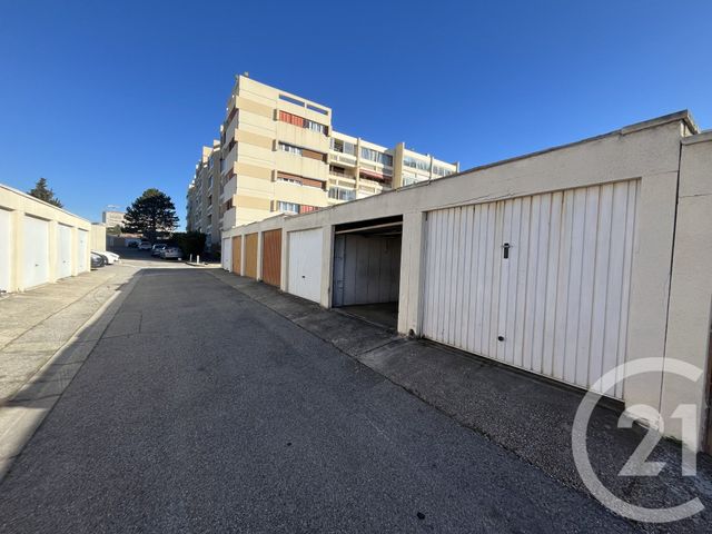 parking à vendre - 15.46 m2 - MARSEILLE - 13015 - PROVENCE-ALPES-COTE-D-AZUR - Century 21 Jnr Immo