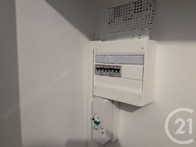 Appartement F4 à vendre - 4 pièces - 71.0 m2 - SEPTEMES LES VALLONS - 13 - PROVENCE-ALPES-COTE-D-AZUR - Century 21 Jnr Immo