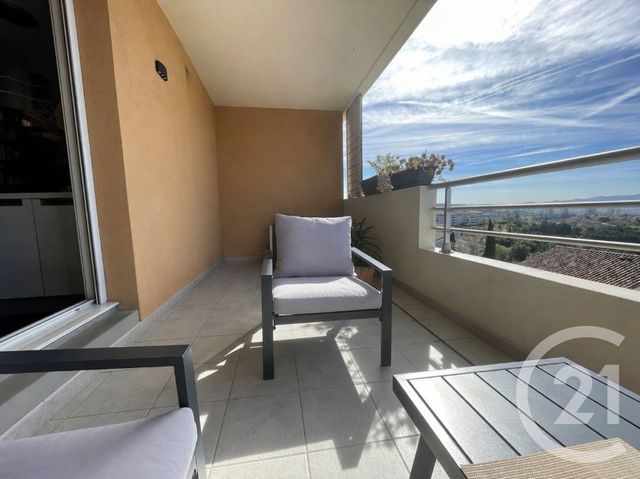 Appartement T3 à vendre - 3 pièces - 68.9 m2 - MARSEILLE - 13015 - PROVENCE-ALPES-COTE-D-AZUR - Century 21 Jnr Immo