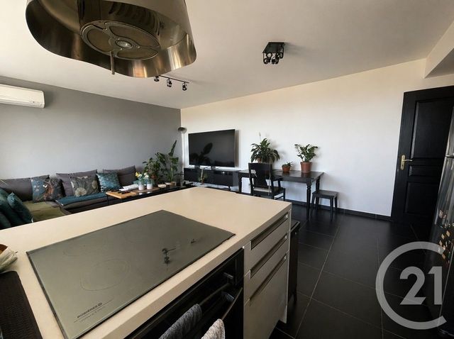 Appartement T3 à vendre - 3 pièces - 68.9 m2 - MARSEILLE - 13015 - PROVENCE-ALPES-COTE-D-AZUR - Century 21 Jnr Immo