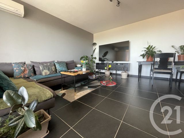 Appartement T3 à vendre - 3 pièces - 68.9 m2 - MARSEILLE - 13015 - PROVENCE-ALPES-COTE-D-AZUR - Century 21 Jnr Immo