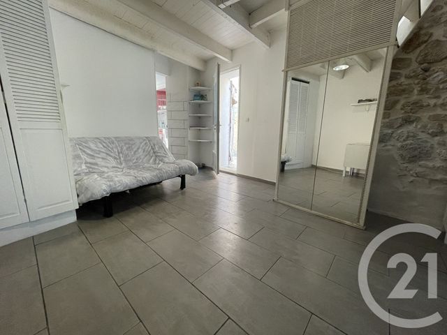Appartement T2 à vendre - 2 pièces - 45.27 m2 - MARSEILLE - 13015 - PROVENCE-ALPES-COTE-D-AZUR - Century 21 Jnr Immo