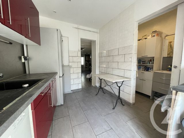 Appartement T2 à vendre - 2 pièces - 45.27 m2 - MARSEILLE - 13015 - PROVENCE-ALPES-COTE-D-AZUR - Century 21 Jnr Immo