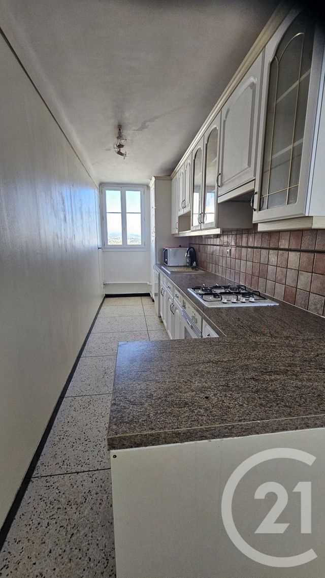 Appartement T4 à vendre - 4 pièces - 79.7 m2 - MARSEILLE - 13015 - PROVENCE-ALPES-COTE-D-AZUR - Century 21 Jnr Immo