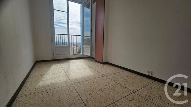 Appartement T4 à vendre - 4 pièces - 79.7 m2 - MARSEILLE - 13015 - PROVENCE-ALPES-COTE-D-AZUR - Century 21 Jnr Immo