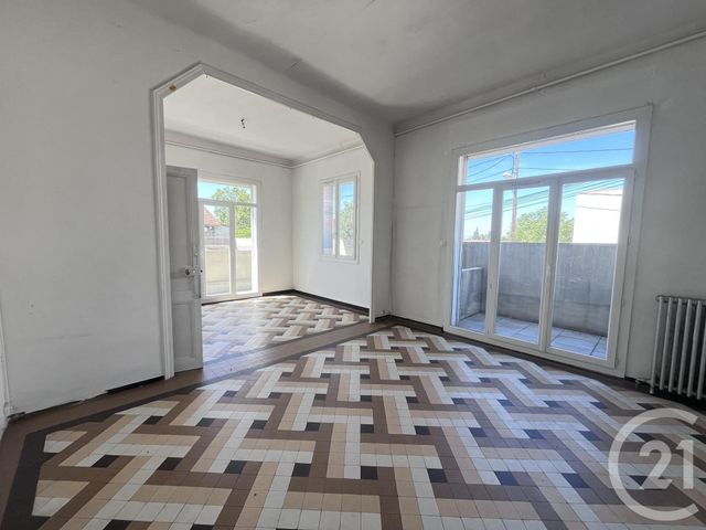 maison à louer - 4 pièces - 97.39 m2 - MARSEILLE - 13015 - PROVENCE-ALPES-COTE-D-AZUR - Century 21 Jnr Immo