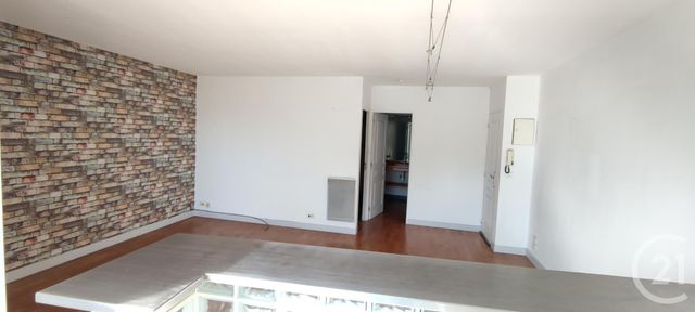 Appartement F2 à louer - 2 pièces - 43.73 m2 - MARSEILLE - 13015 - PROVENCE-ALPES-COTE-D-AZUR - Century 21 Jnr Immo