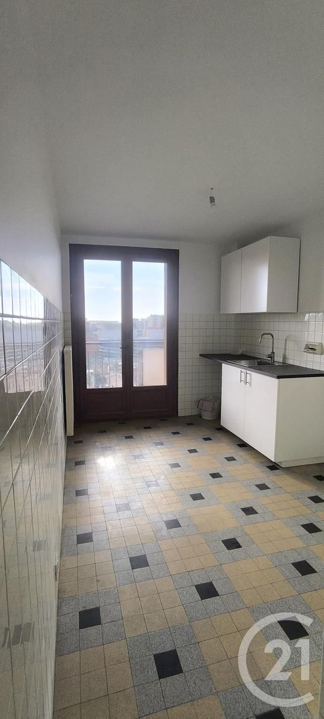 Appartement F4 à louer - 4 pièces - 73.31 m2 - MARSEILLE - 13014 - PROVENCE-ALPES-COTE-D-AZUR - Century 21 Jnr Immo