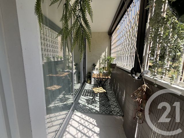Appartement T5 à vendre - 5 pièces - 81.18 m2 - MARSEILLE - 13015 - PROVENCE-ALPES-COTE-D-AZUR - Century 21 Jnr Immo