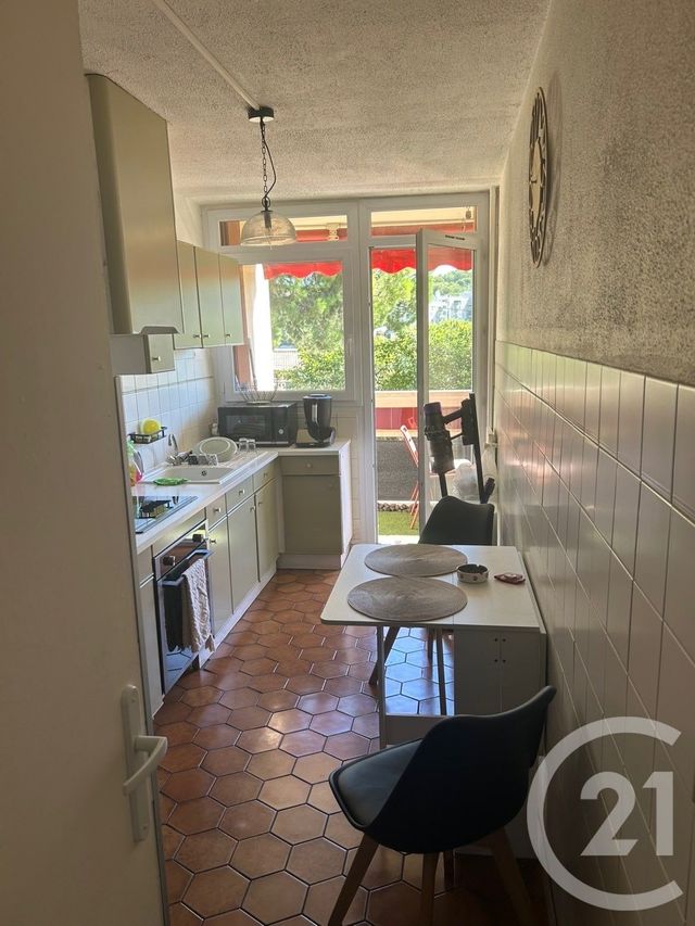 Appartement F3 à vendre - 3 pièces - 58.0 m2 - MARSEILLE - 13015 - PROVENCE-ALPES-COTE-D-AZUR - Century 21 Jnr Immo